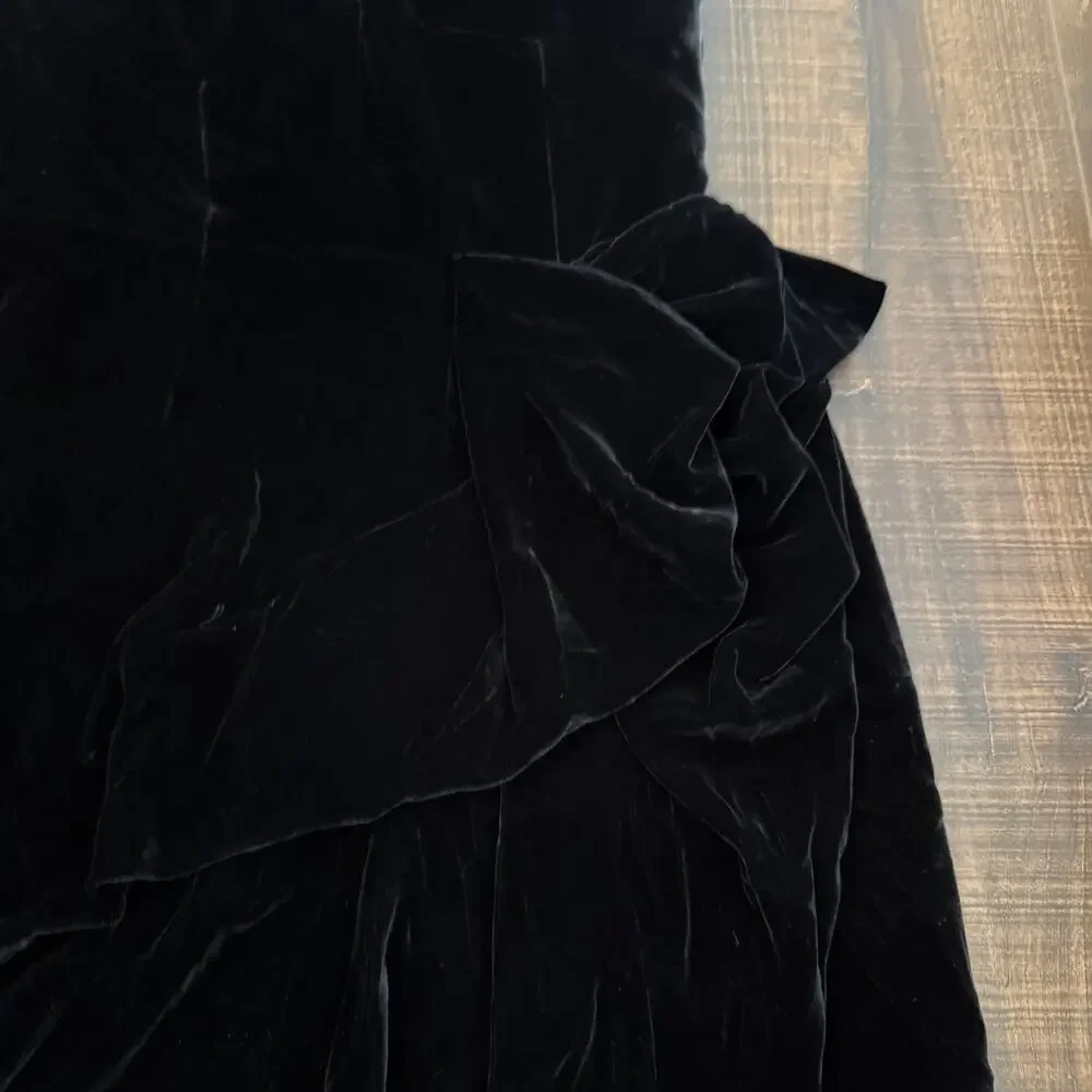 Marc by Marc Jacobs Black Velvet Strapless Mini Dress with Built in Bra - 4 - Picture 7 of 12